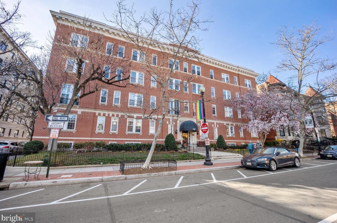 1526 17th St, Washington DC  20036-6216 exterior