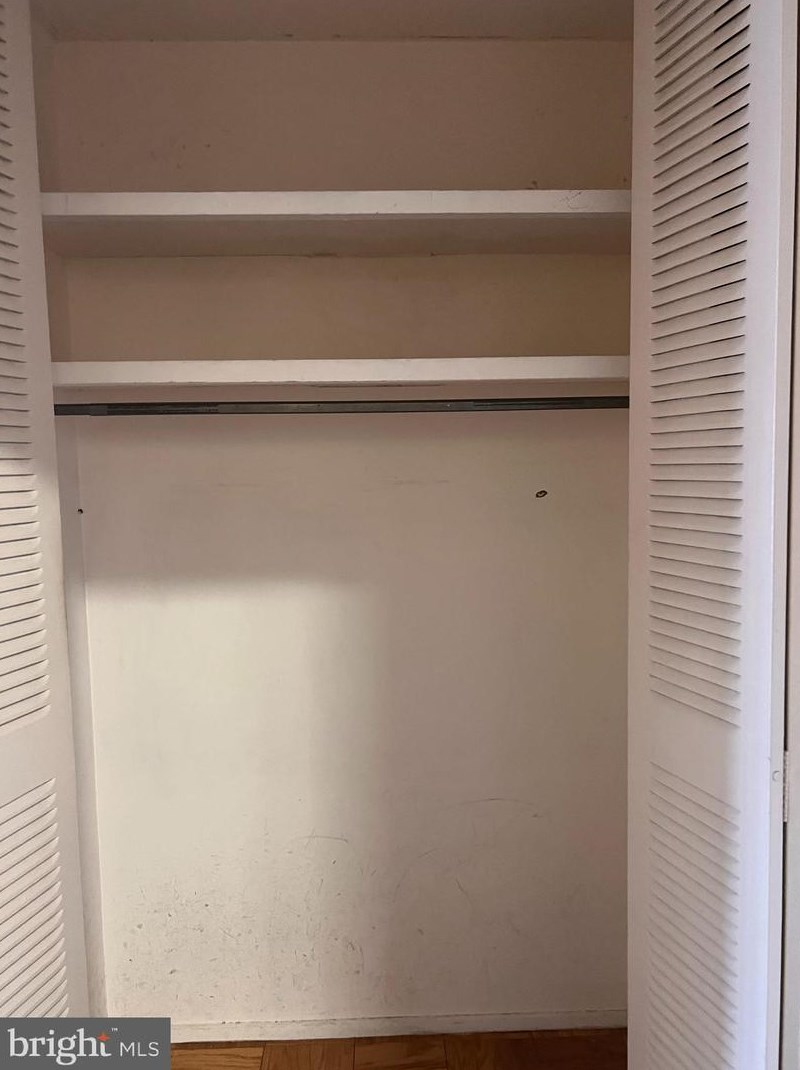 1301 Delaware Ave, Washington DC  20024-3929 exterior