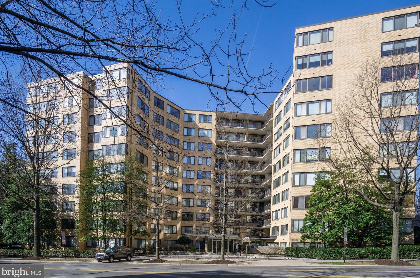 4740 Connecticut Ave, Washington DC  20008-5638 exterior