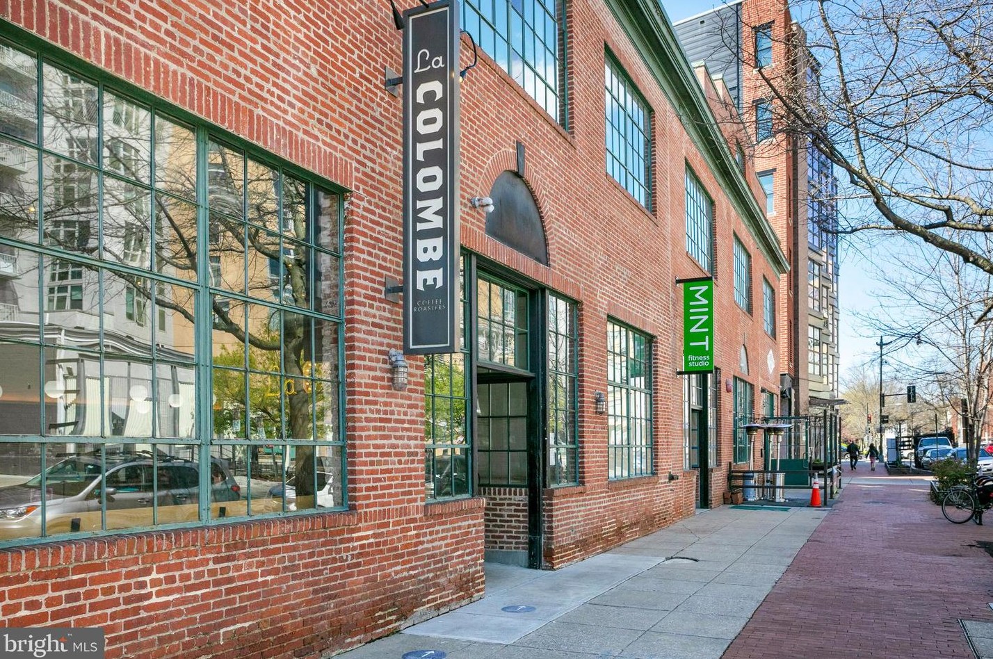 2125 14th St, Washington DC  20009-4464 exterior