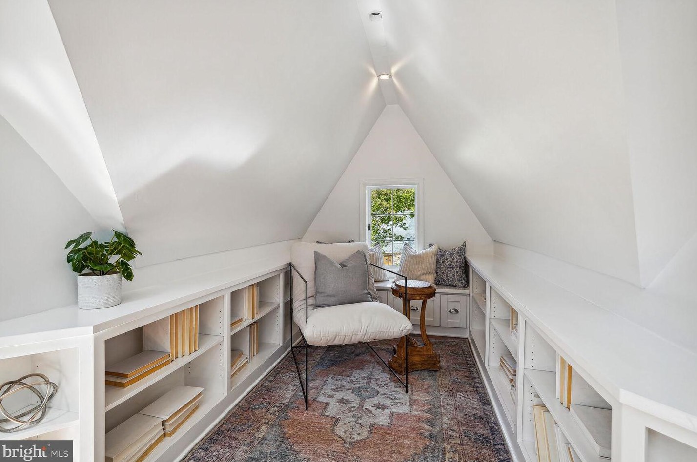 5220 Klingle St, Washington DC 20016-2657 exterior