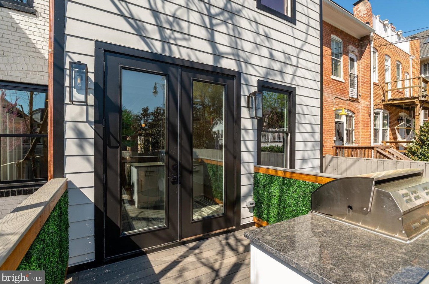 1868 Monroe St, Washington DC  20018-2736 exterior