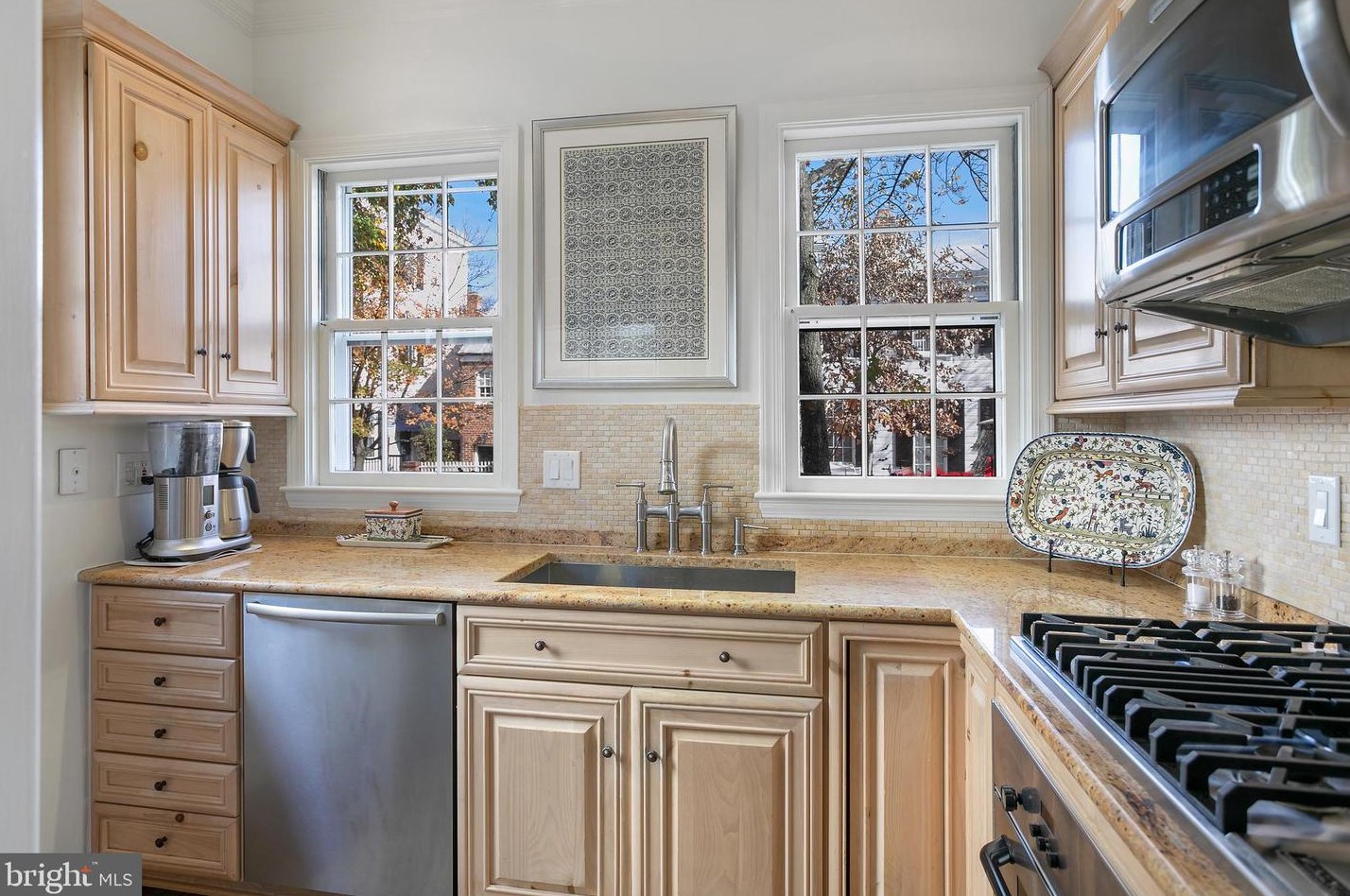 1348 28th St, Washington DC  20007-3133 exterior