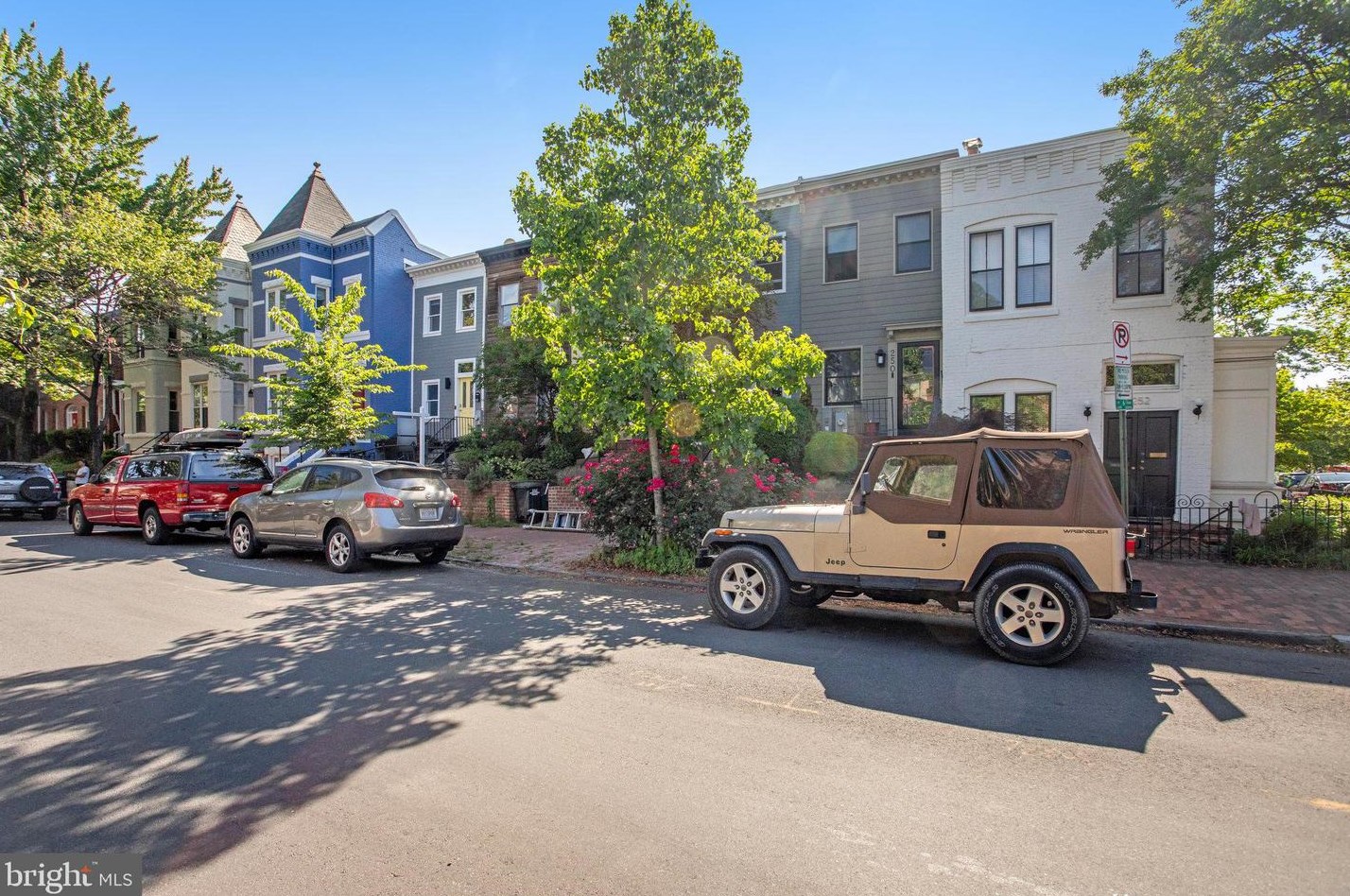 244 10th St, Washington DC  20002-6214 exterior