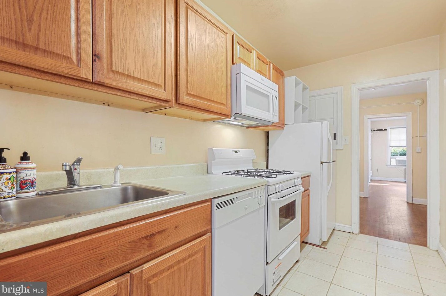 3929 Fulton St, Washington DC 20007-1379 exterior