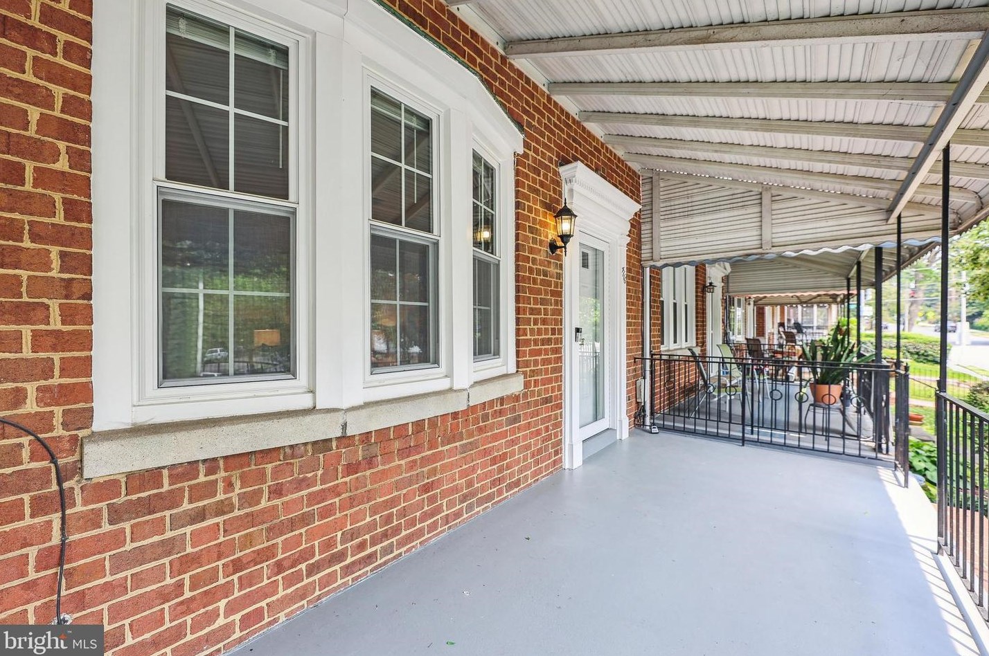 4116 10 St, Washington DC 20002-3719 exterior