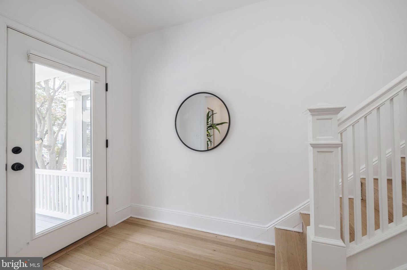 3843 Beecher St, Washington DC 20007-1802 exterior