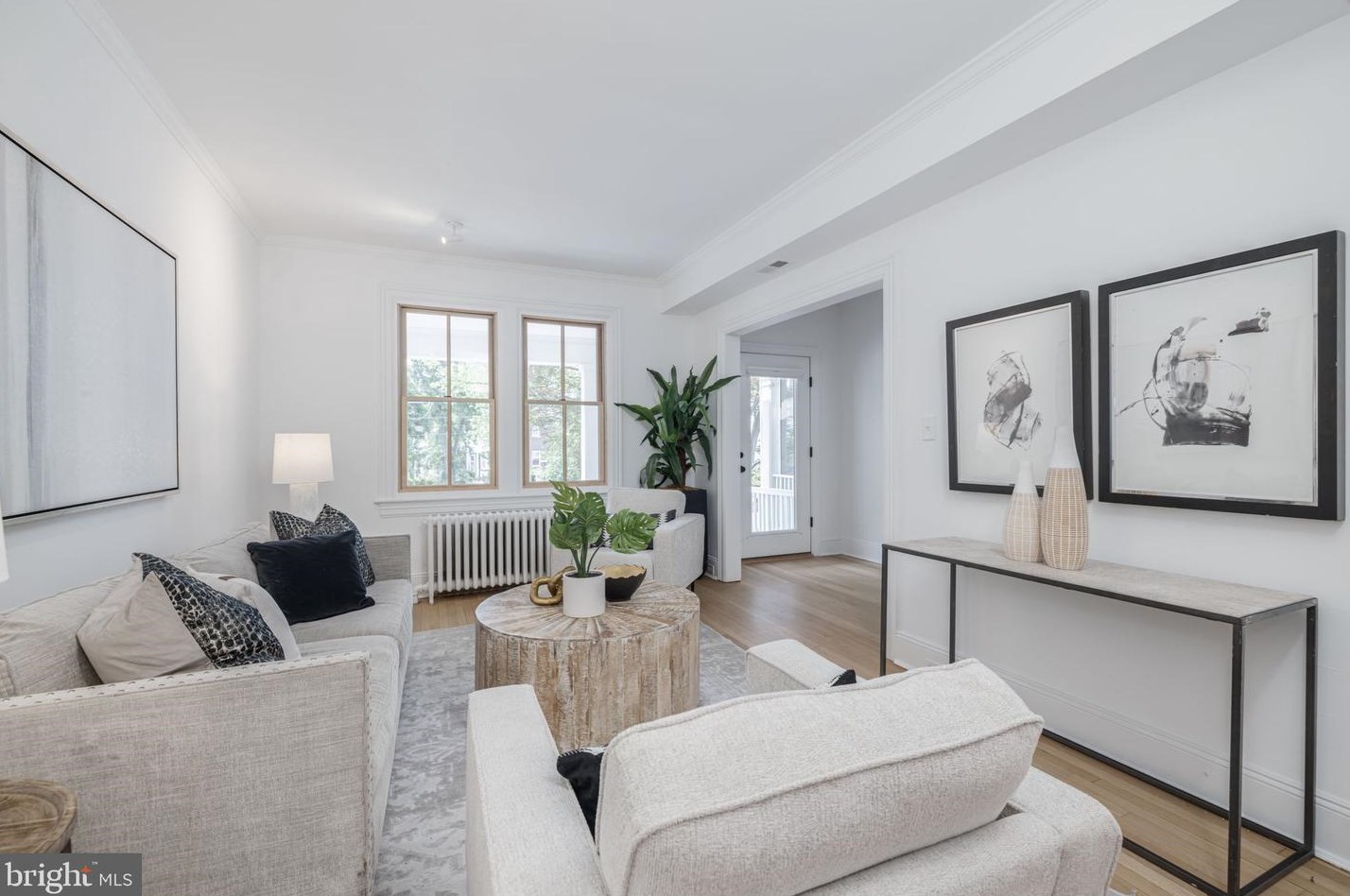 3843 Beecher St, Washington DC 20007-1802 exterior