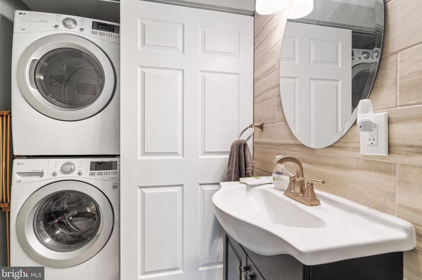 732 11 St, Washington DC 20010-2405 exterior