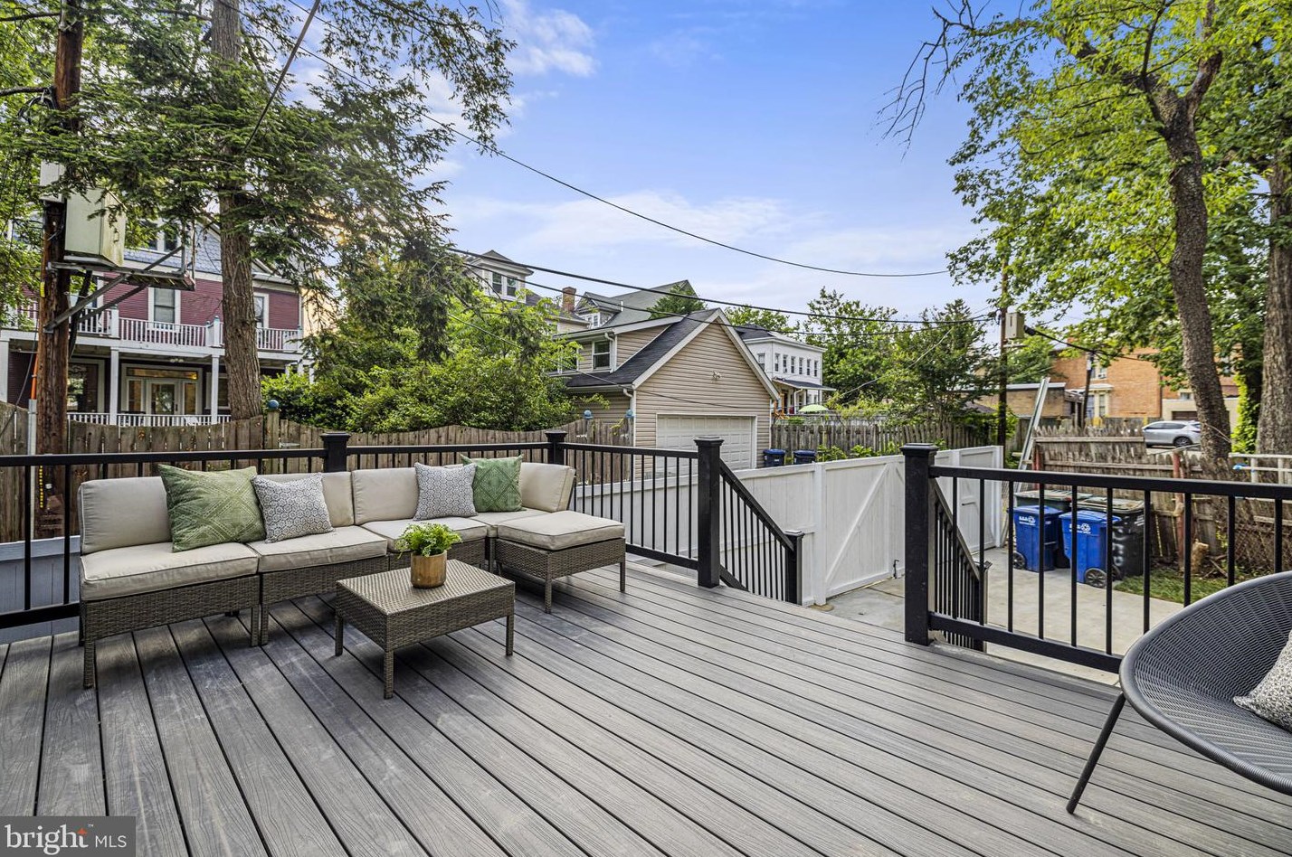 1353 Longfellow St, Washington DC  20011-7839 exterior