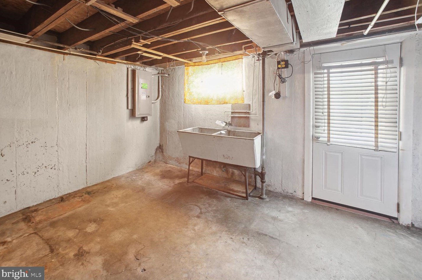 3342 Alden Pl, Washington DC 20019-1314 exterior