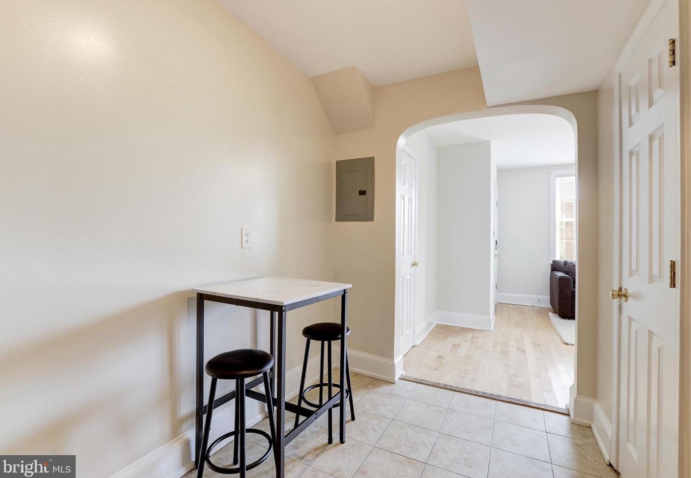 916 19 St, Washington DC 20002-4085 exterior