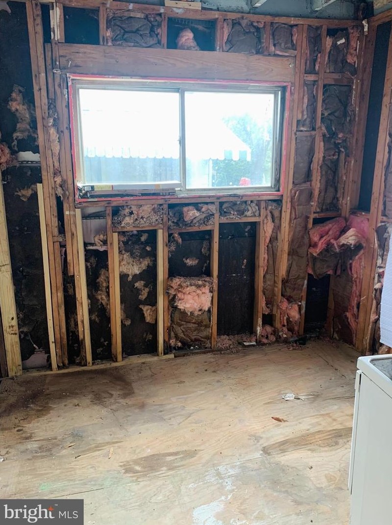 902 Irving St, Washington DC  20017-3416 exterior