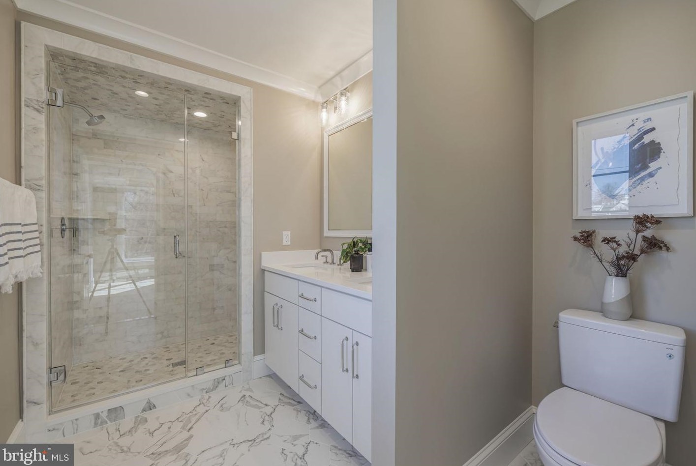 1601 38th St, Washington DC  20020-2327 exterior