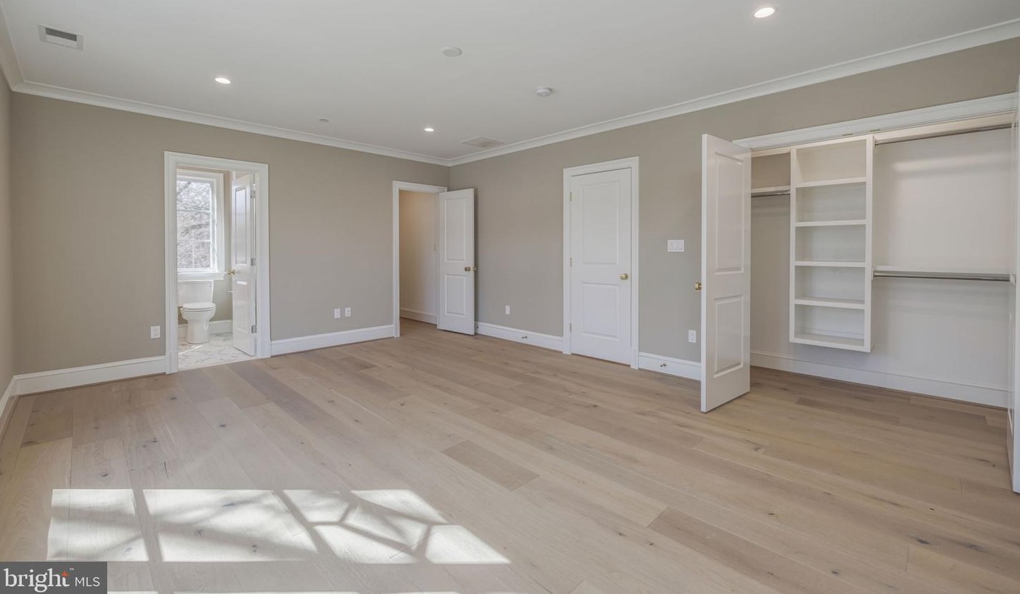 1601 38th St, Washington DC  20020-2327 exterior