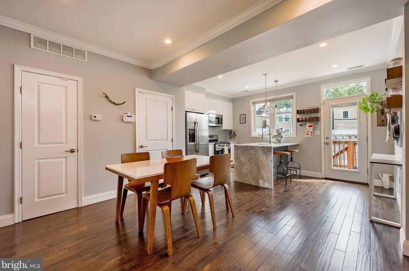 920 Delafield Pl, Washington DC 20011-4418 exterior