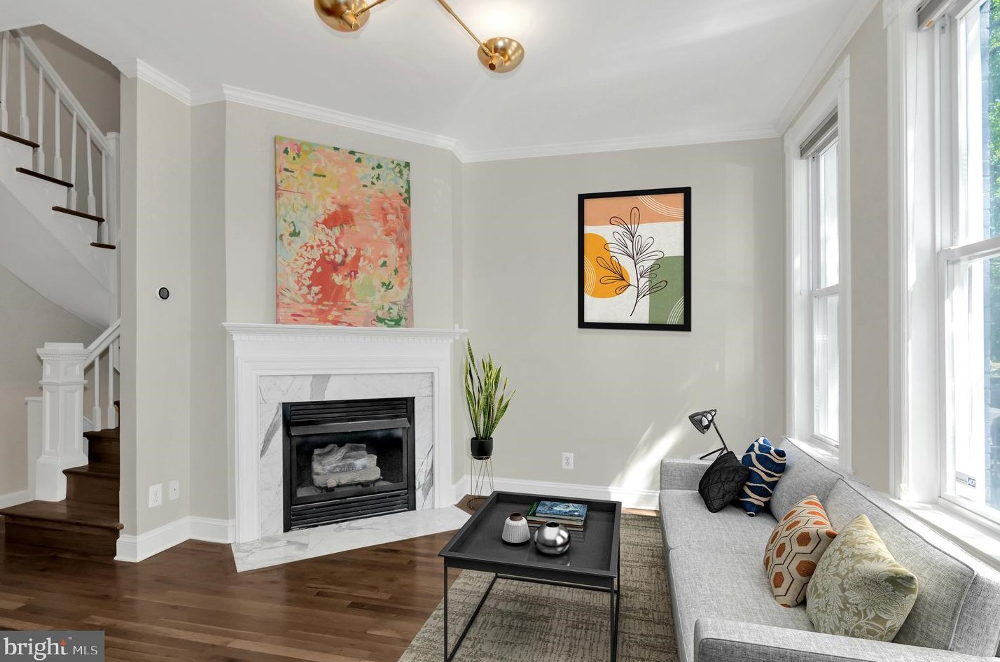 117 15th St, Washington DC  20003-1520 exterior