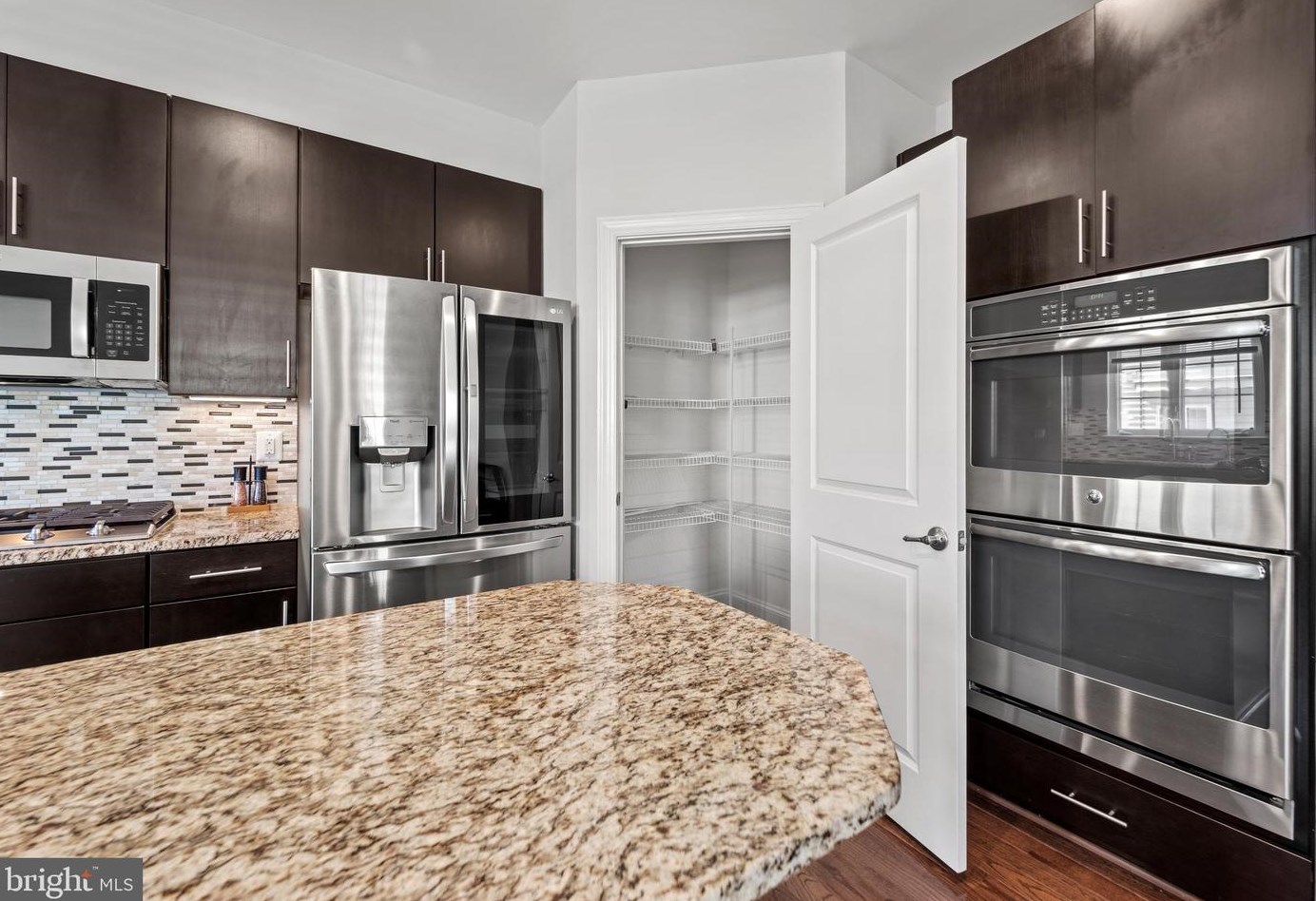 3810 Ft Lincoln Dr, Washington DC 20018-4311 exterior