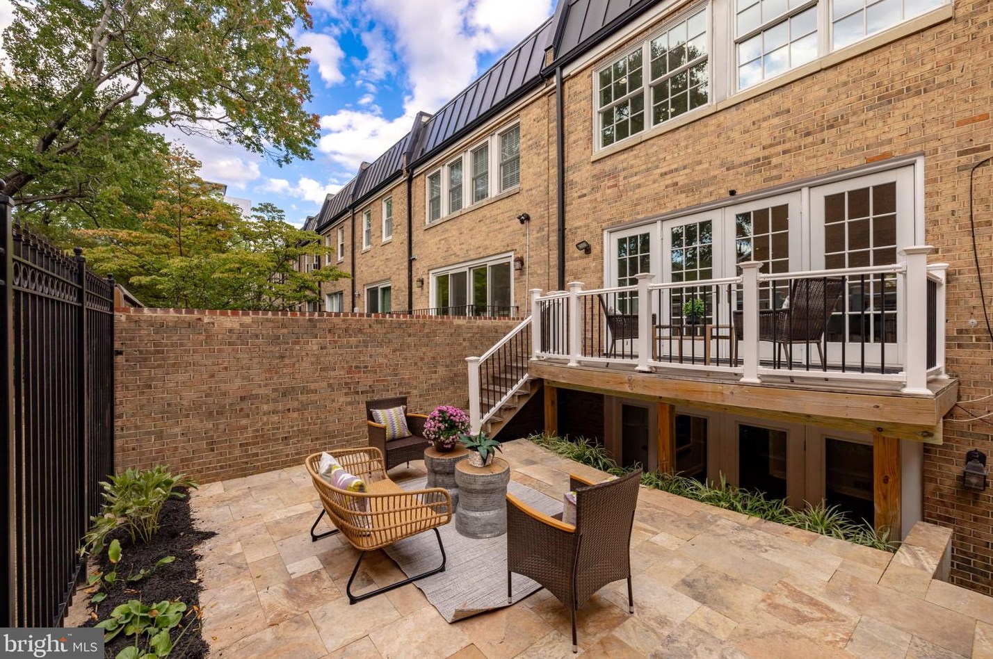 629 4 St, Washington DC 20002-4905 exterior