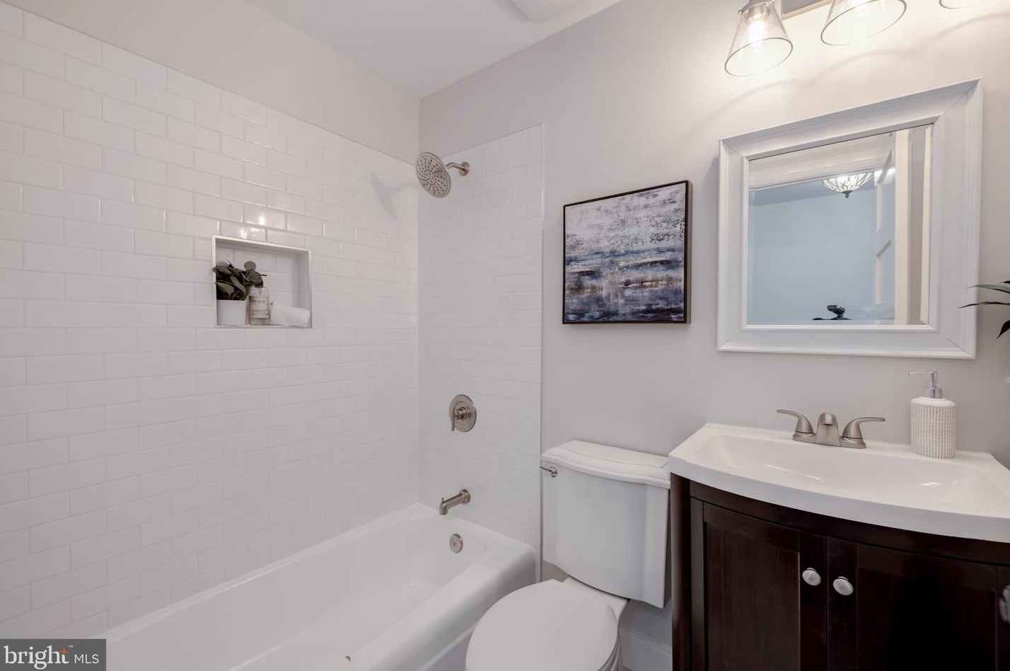 629 4 St, Washington DC 20002-4905 exterior