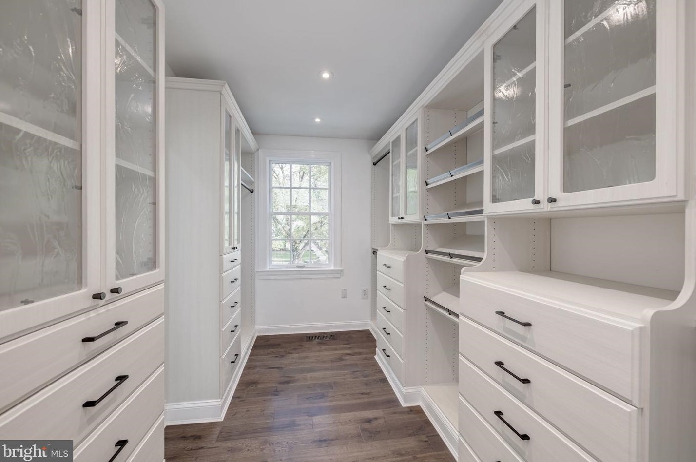 629 4 St, Washington DC 20002-4905 exterior