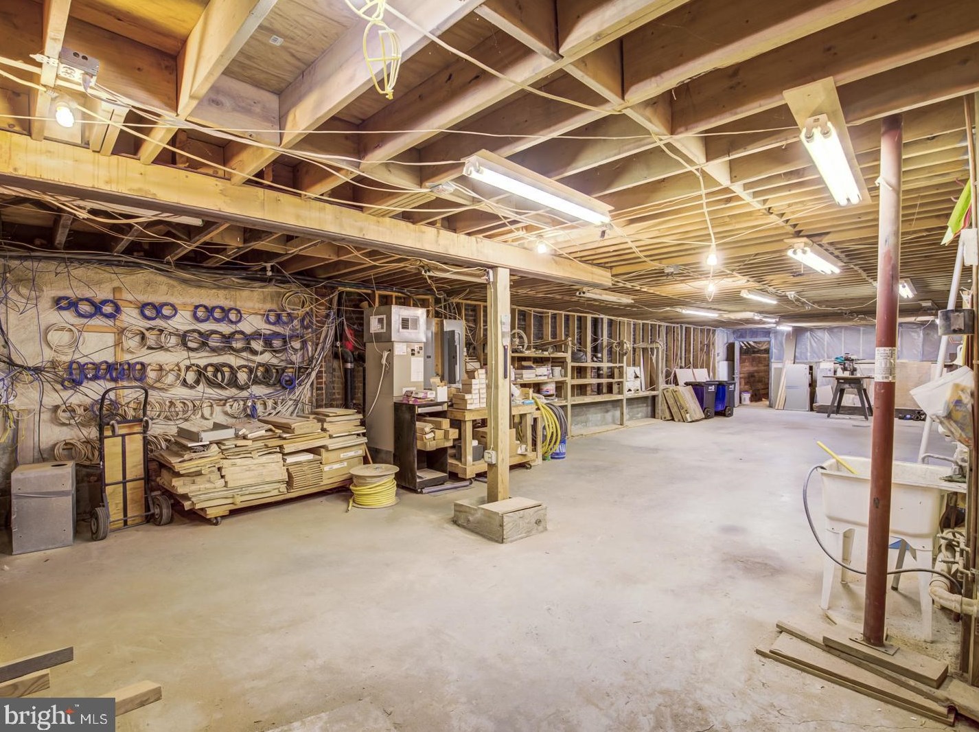 1324 Kenyon St, Washington DC 20010-2493 exterior