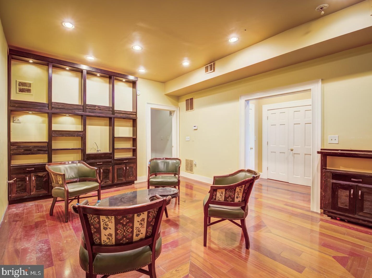 1324 Kenyon St, Washington DC 20010-2493 exterior