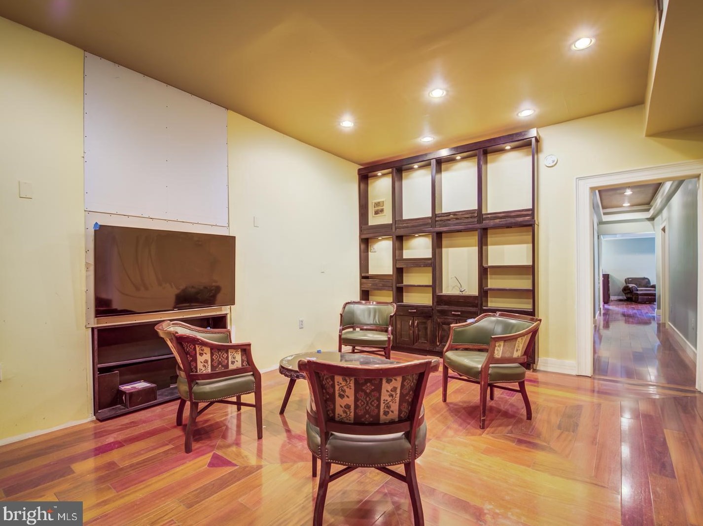 1324 Kenyon St, Washington DC 20010-2493 exterior