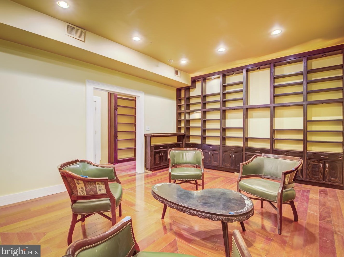 1324 Kenyon St, Washington DC 20010-2493 exterior