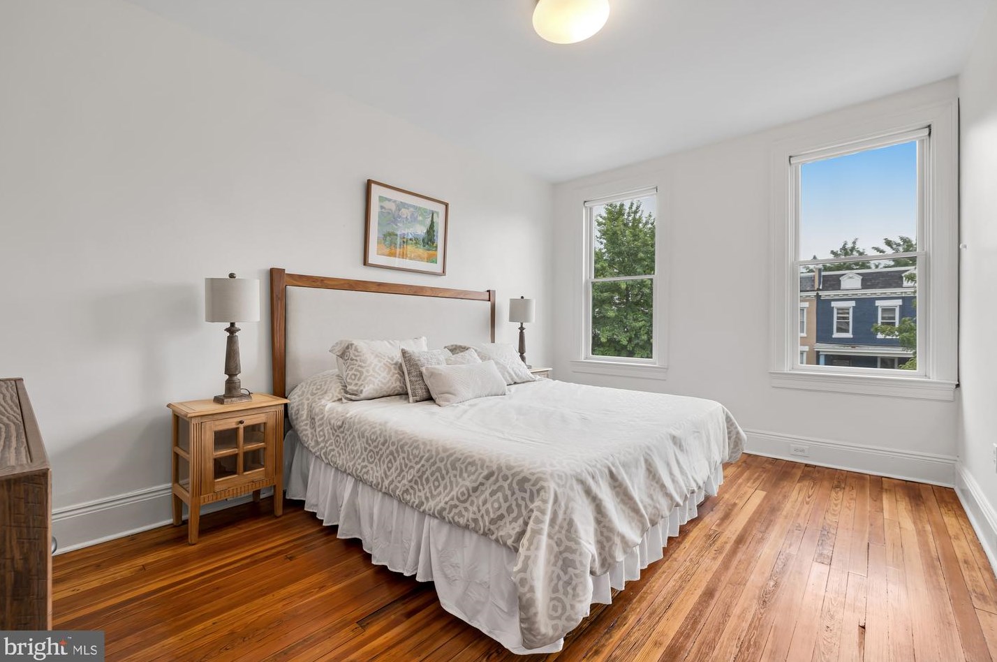 613 Kenyon St, Washington DC  20010-2909 exterior