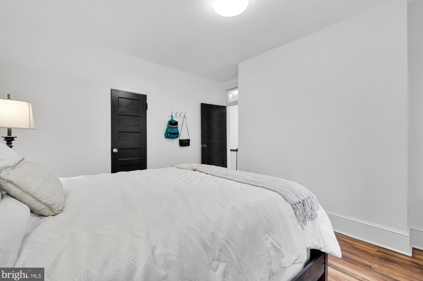 613 Kenyon St, Washington DC  20010-2909 exterior