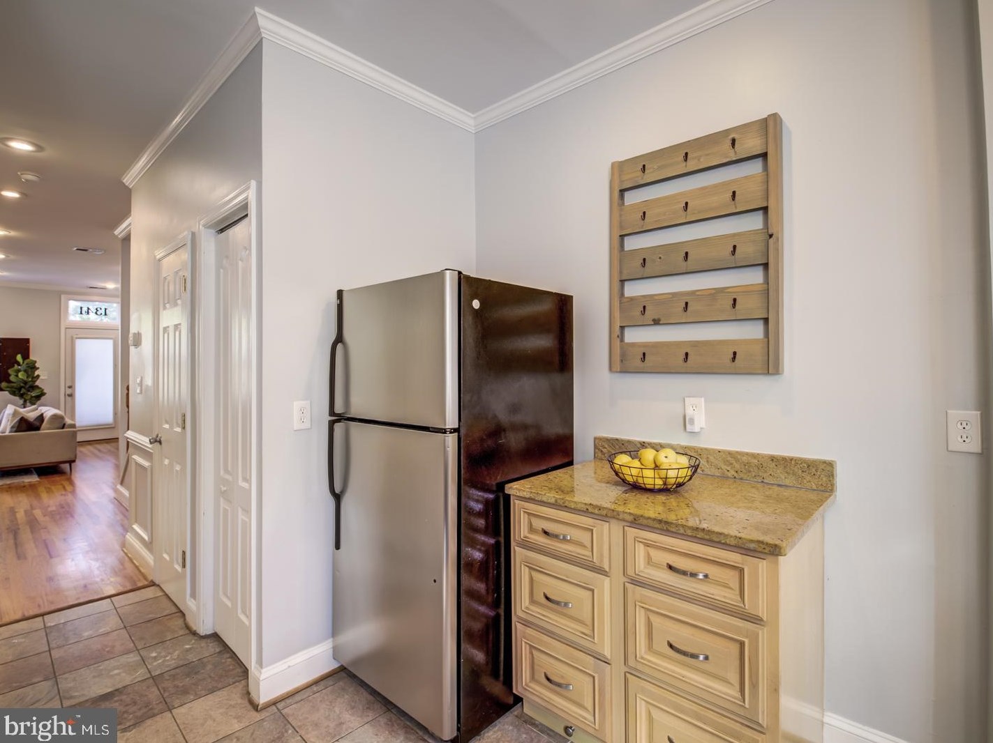 1341 Emerald St, Washington DC 20002-5432 exterior