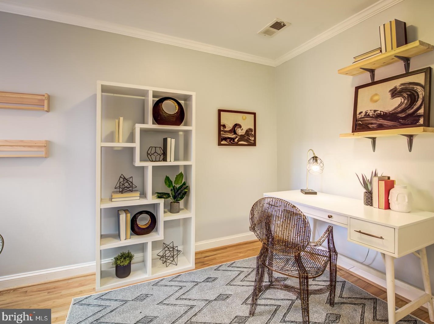 1341 Emerald St, Washington DC 20002-5432 exterior