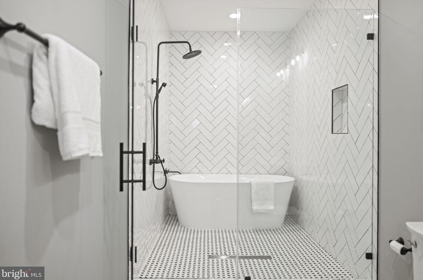 219 Morgan St, Washington DC  20001-1217 exterior