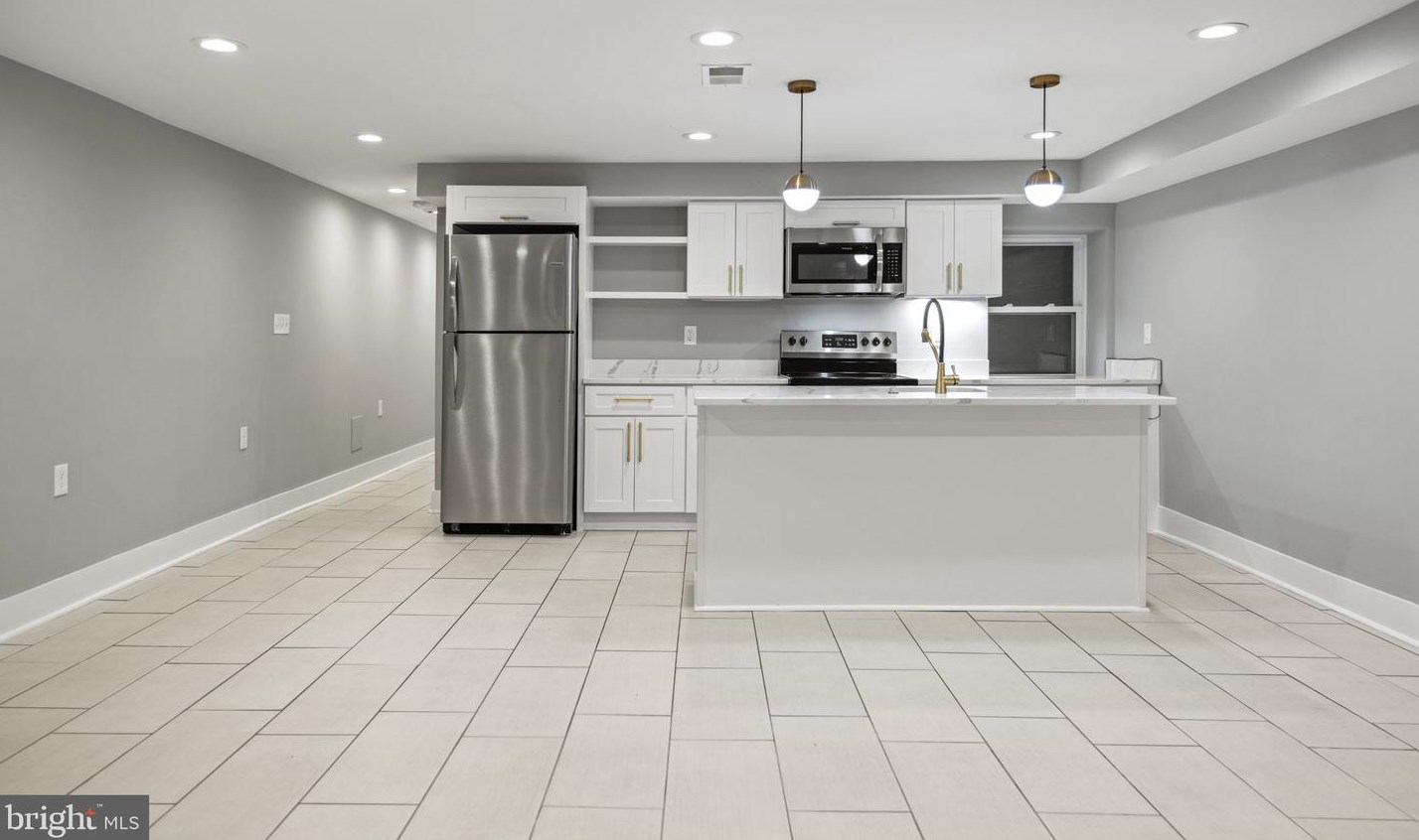 219 Morgan St, Washington DC  20001-1217 exterior