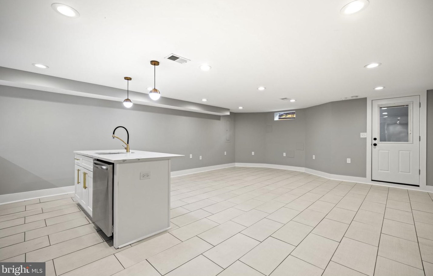 219 Morgan St, Washington DC  20001-1217 exterior