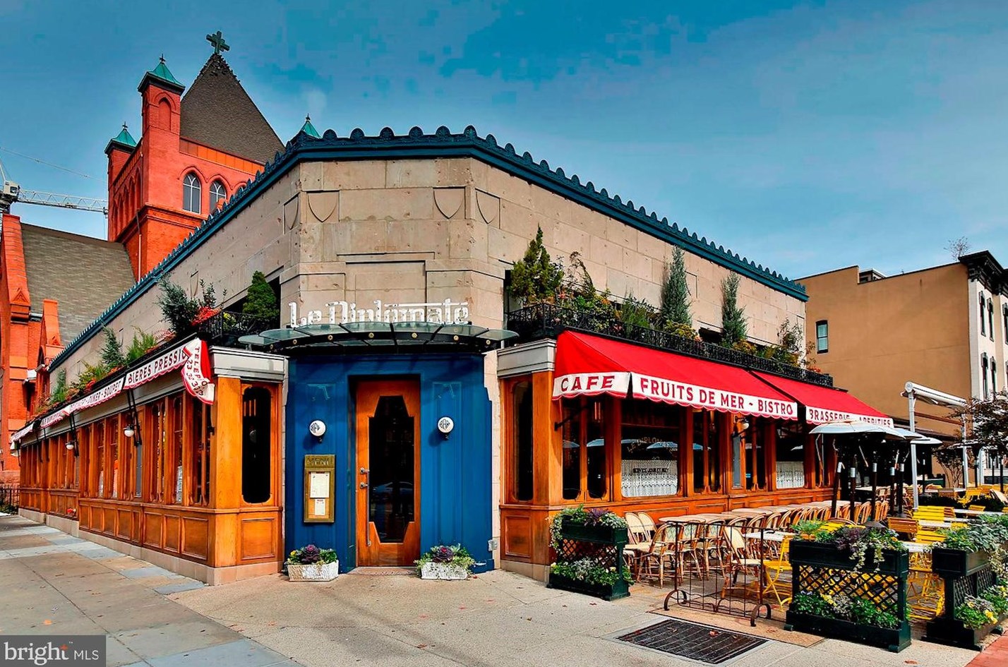 1820 Clydesdale Pl, Washington DC  20009-2179 exterior