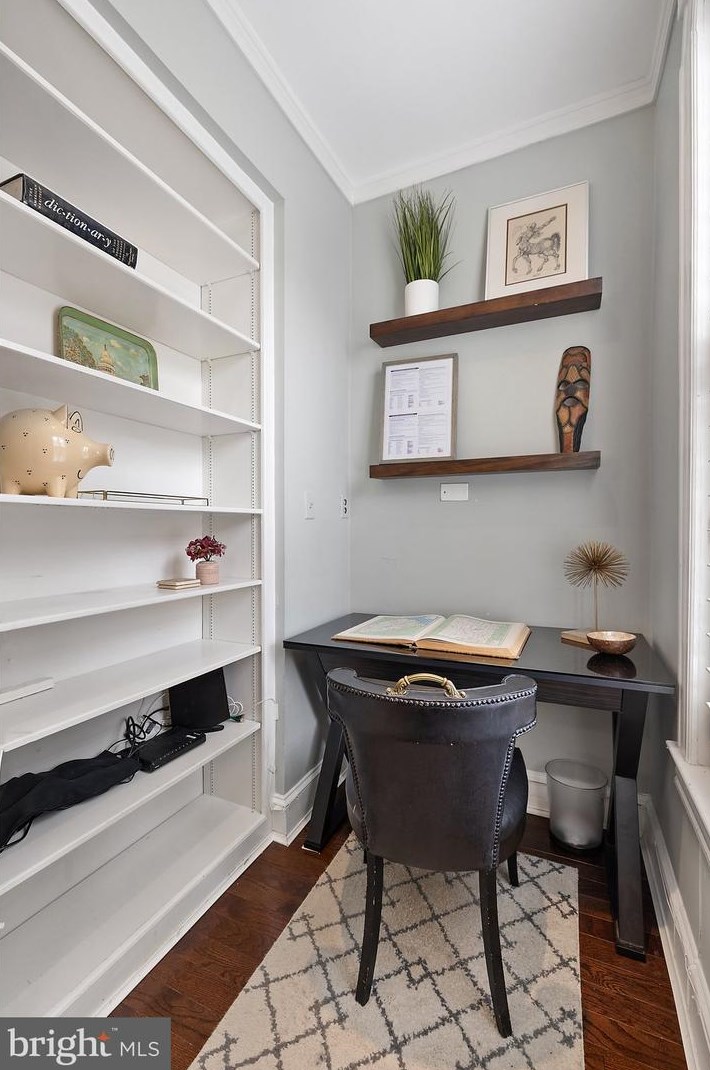 250 9th St, Washington DC  20002-6110 exterior