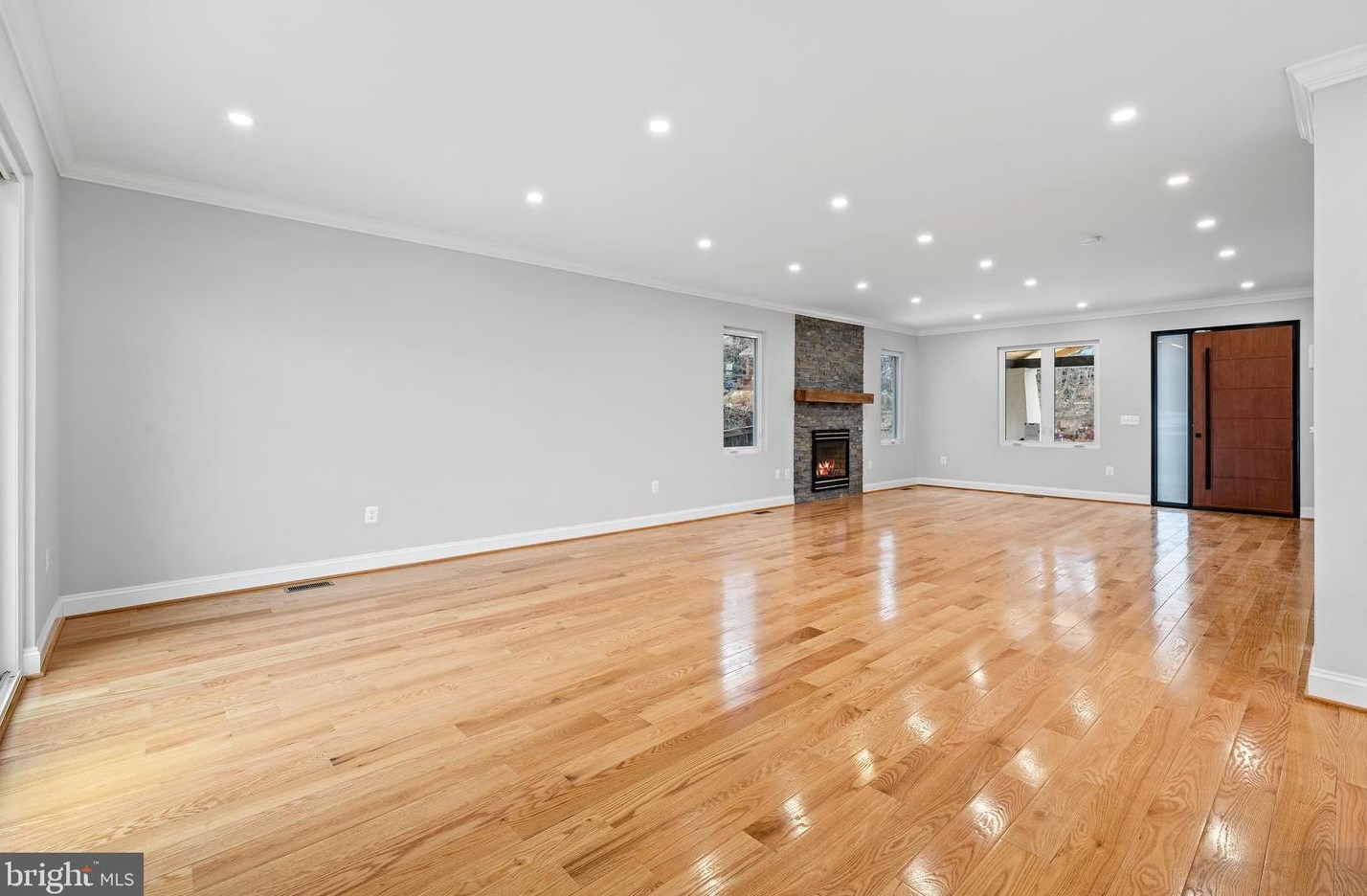 1437 Lawrence St, Washington DC 20017-2911 exterior