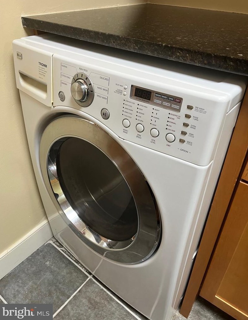 2838 Hartford St, Washington DC  20020-1626 exterior