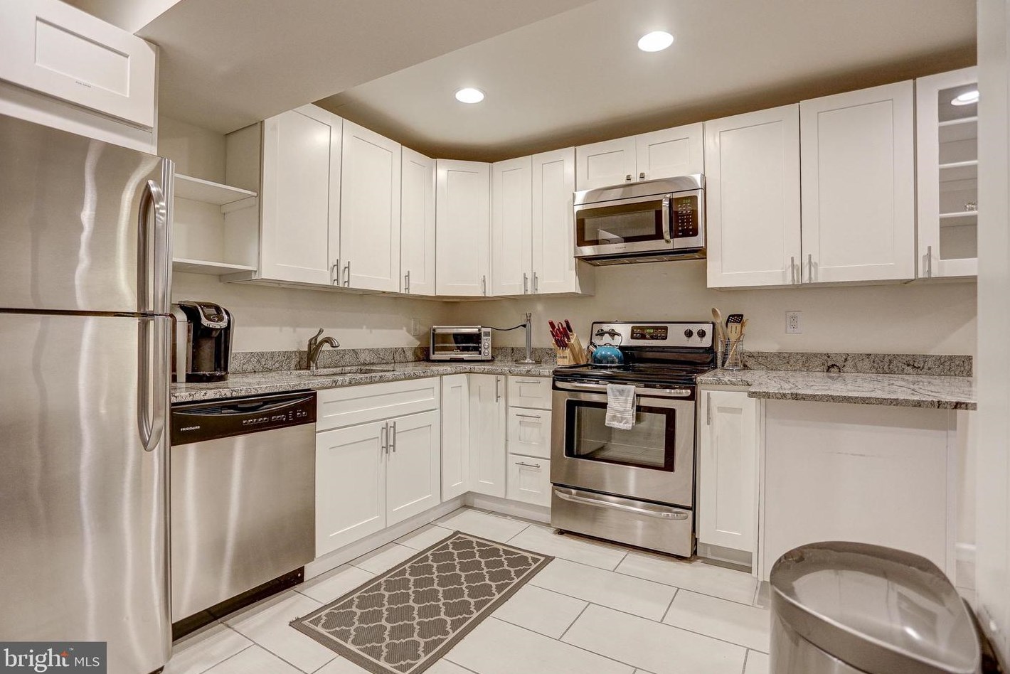 421 11 St, Washington DC 20002-6121 exterior