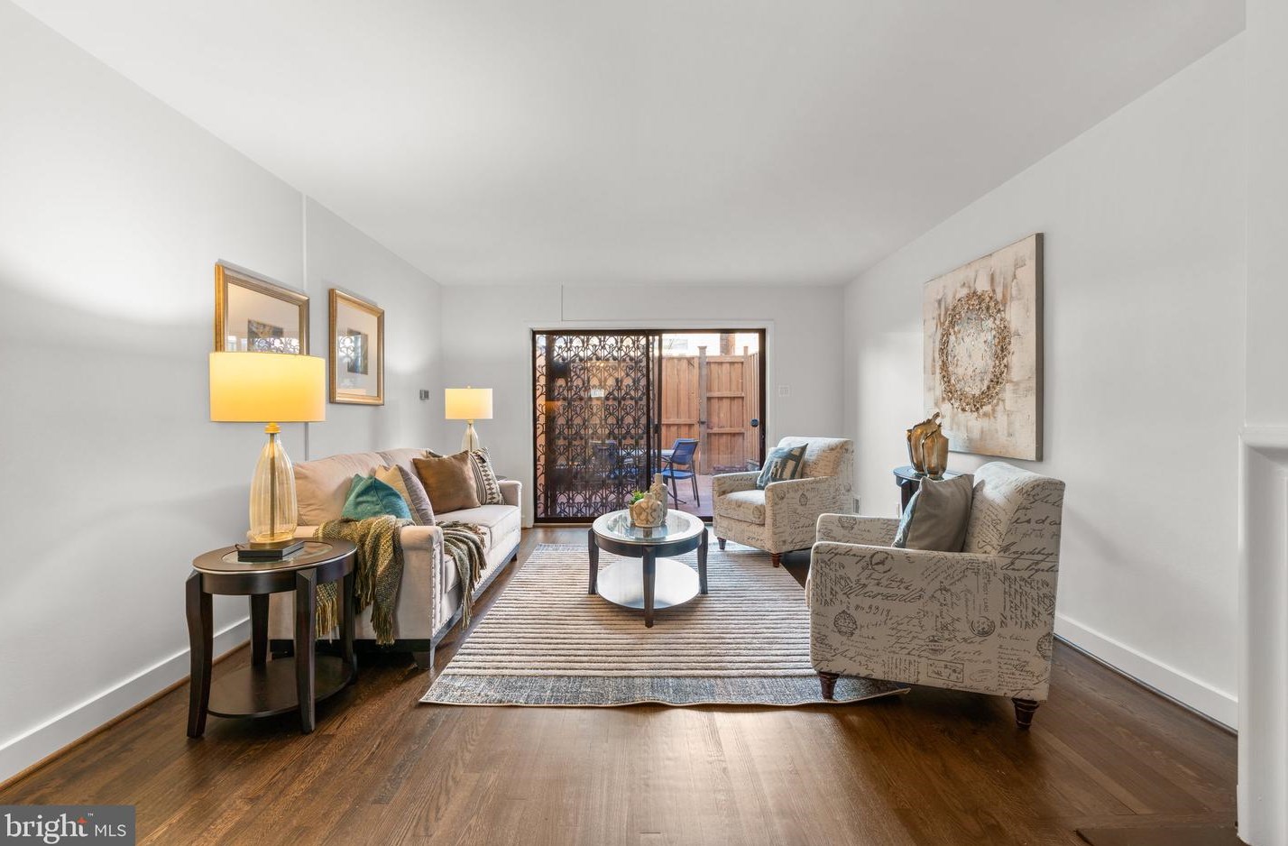 114 Duddington Pl, Washington DC  20003-2609 exterior