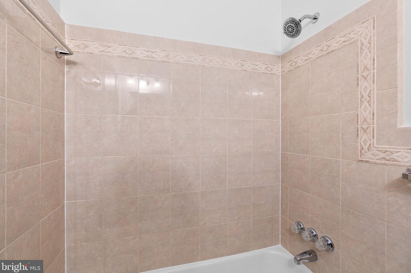 114 Duddington Pl, Washington DC  20003-2609 exterior