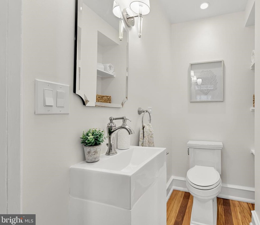 401 6 St, Washington DC 20024-2605 exterior