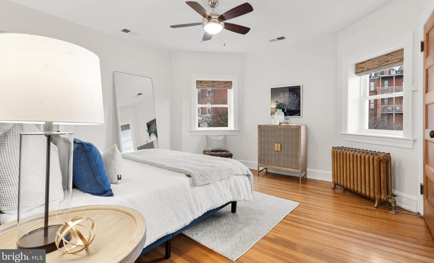 401 6 St, Washington DC 20024-2605 exterior