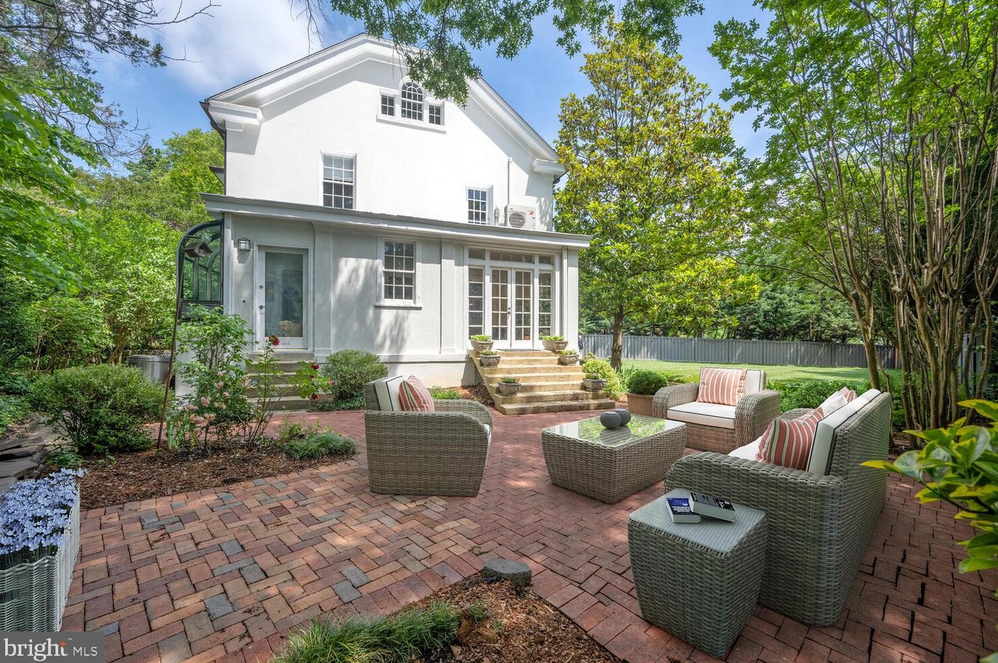 3203 Cleveland Ave, Washington DC 20008-3401 exterior