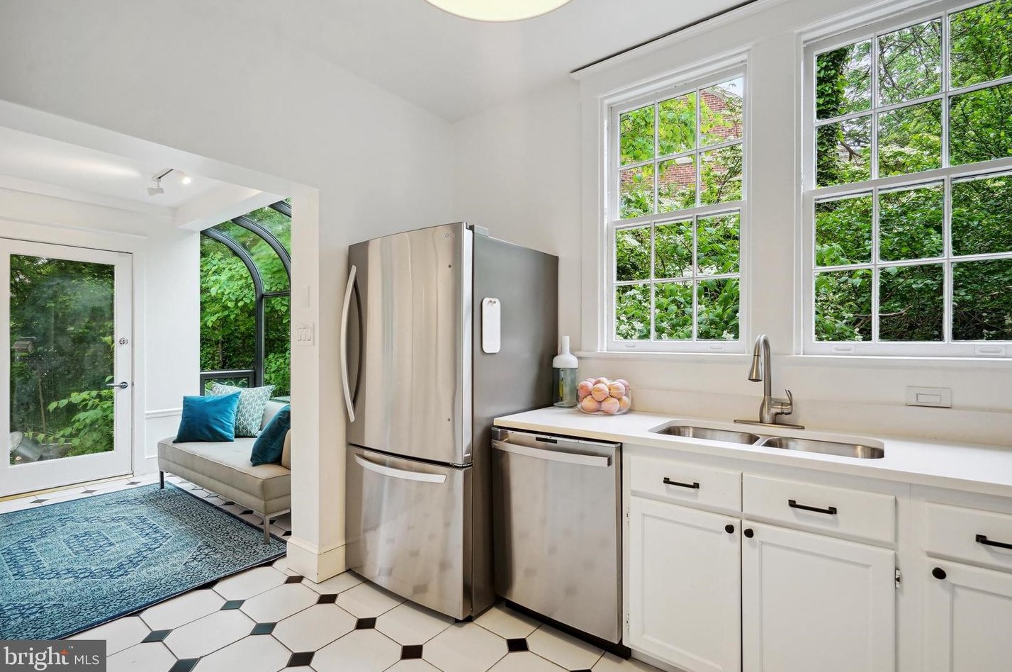 3203 Cleveland Ave, Washington DC 20008-3401 exterior