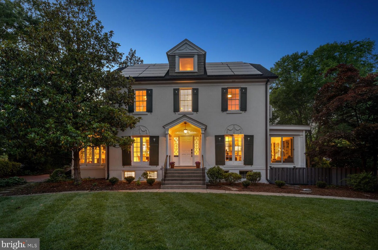 3203 Cleveland Ave, Washington DC 20008-3401 exterior