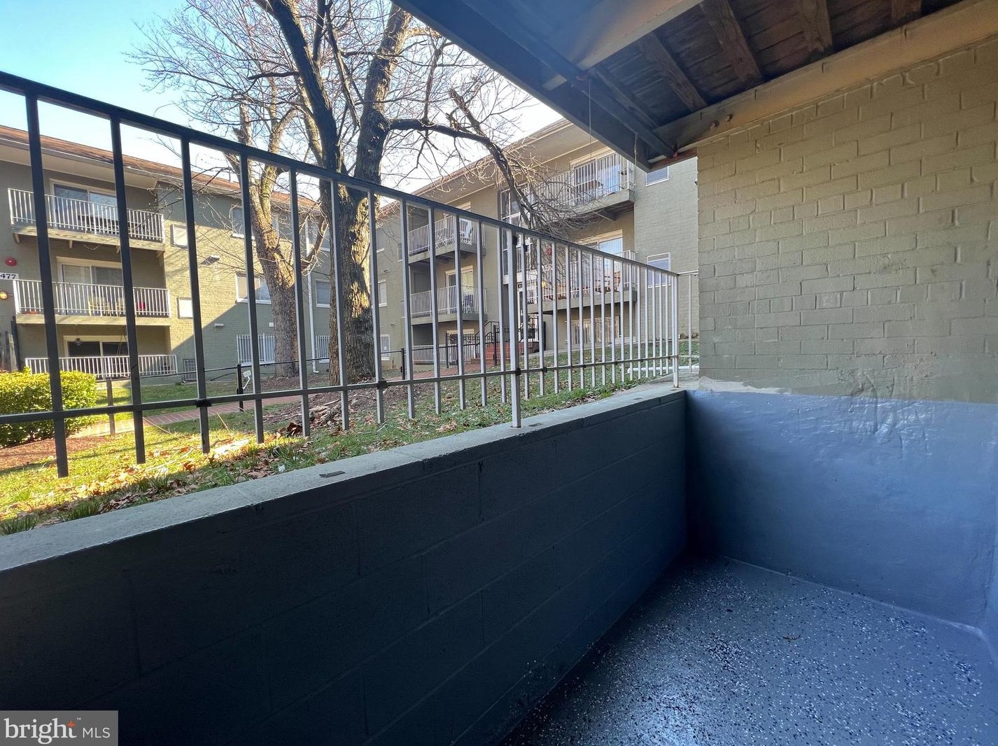 4469 B St, Washington DC  20019-4387 exterior