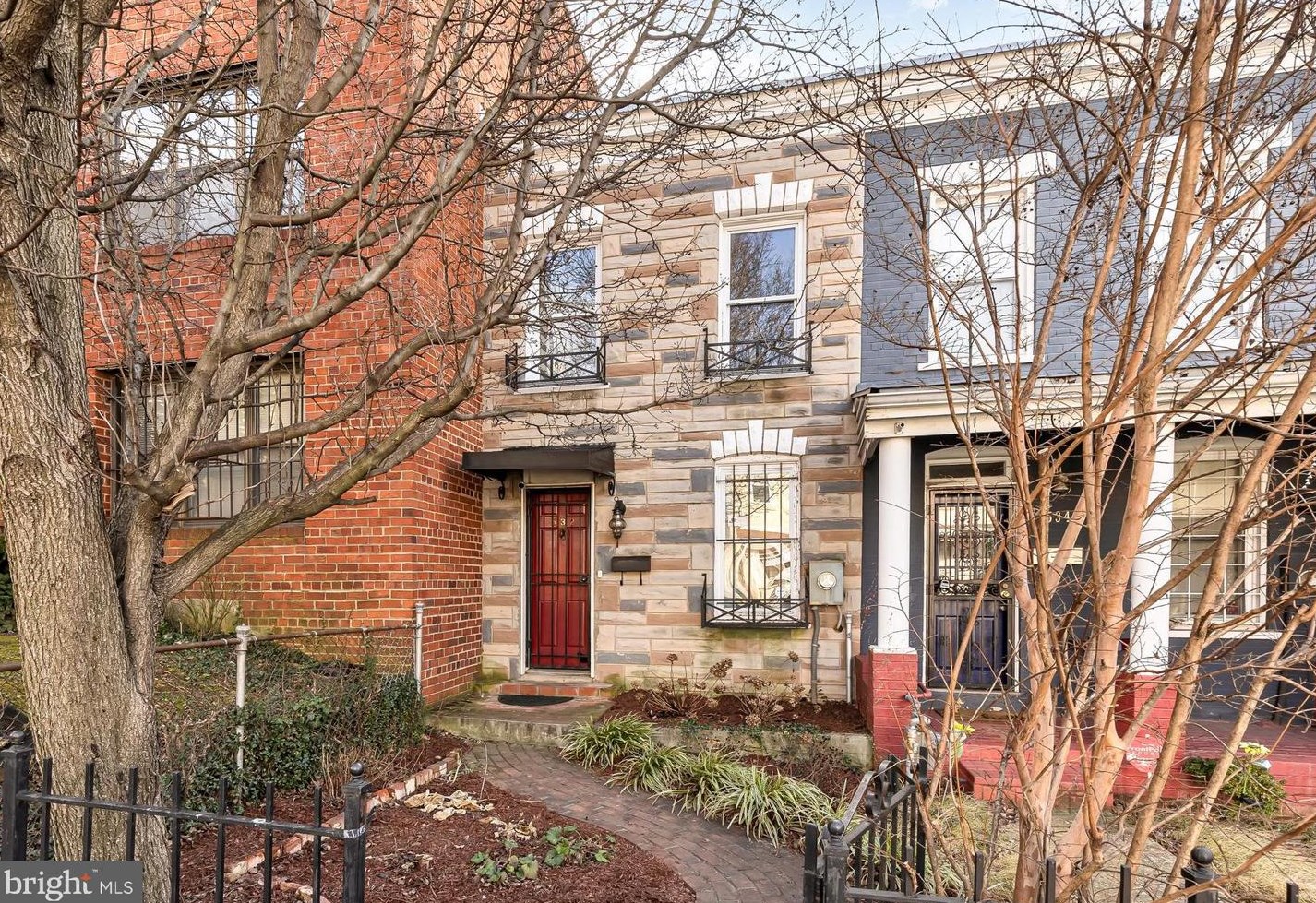 532 Newton Pl, Washington DC  20010-1710 exterior